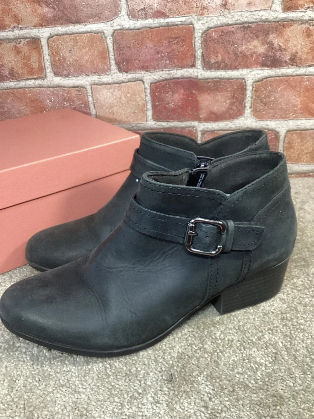 Clarks Adreena Hope Womens black ankle boots size 8.5